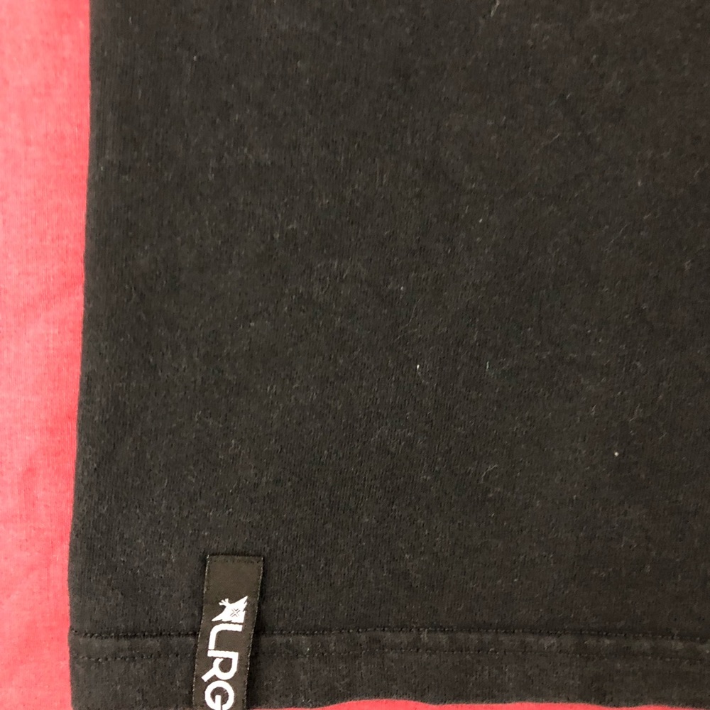 LRG TEE - Picture 4 of 7